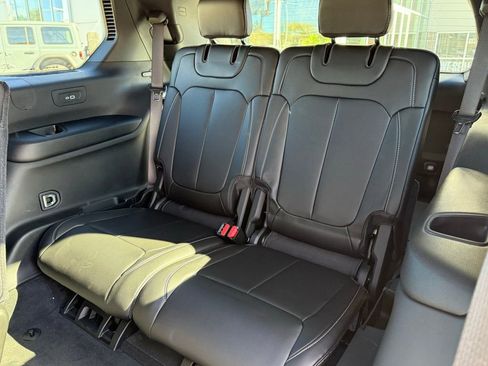 New 2025 Jeep Grand Cherokee L Limited w/ Trailer Tow Package image 28