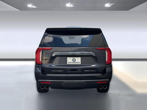Used 2023 GMC Yukon Denali Ultimate AWD/4WD image 10