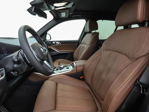 New 2026 BMW X5 xDrive50e w/ Executive Package image 11