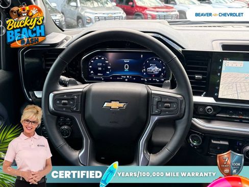 Used 2025 Chevrolet Silverado 1500 High Country w/ Technology Package AWD/4WD image 18
