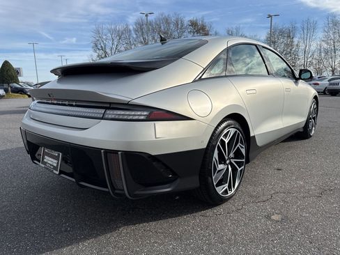 Used 2025 Hyundai Ioniq 6 Limited image 7