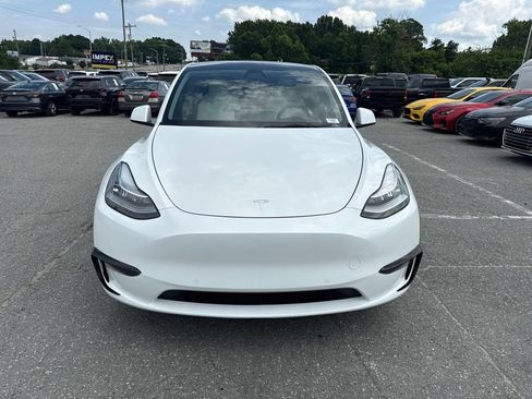 Used 2021 Tesla Model Y Long Range AWD/4WD image 8