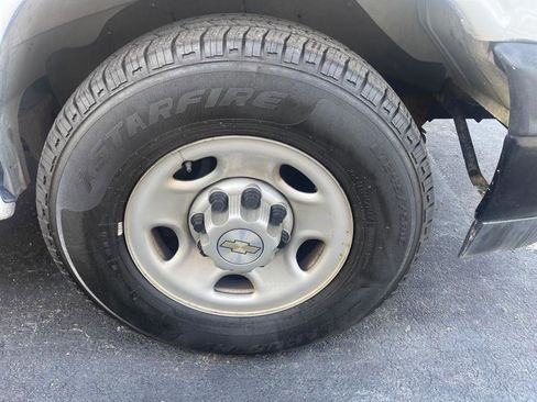 Used 2020 Chevrolet Express 2500 w/ Driver Convenience Package image 45