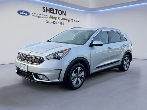 Used 2019 Kia Niro LX image 1