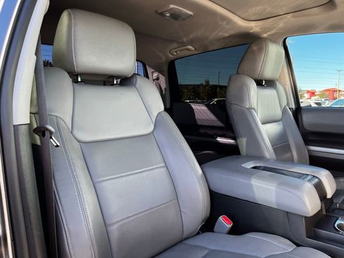 Used 2016 Toyota Tundra Limited image 31