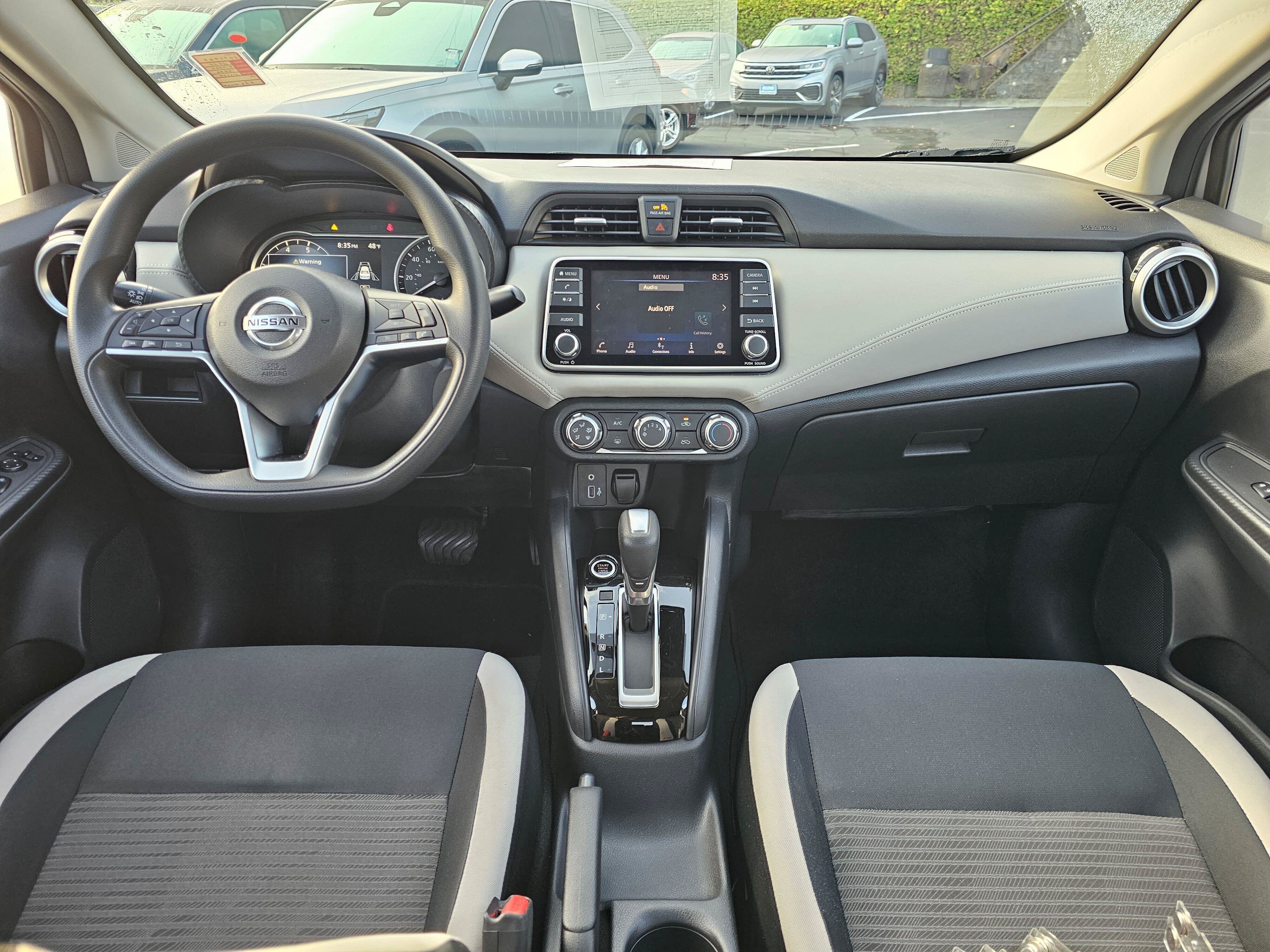 Used 2020 Nissan Versa SV FWD image 21