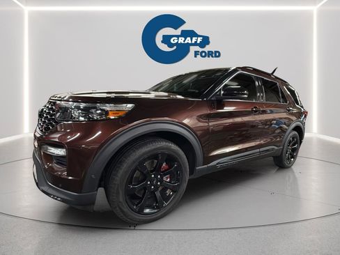 Used 2020 Ford Explorer ST w/ ST Street Pack image 11
