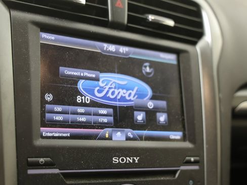 Used 2014 Ford Fusion Titanium image 6