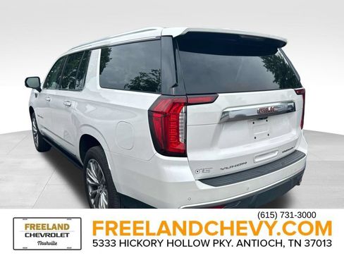 Used 2021 GMC Yukon XL Denali w/ Denali Ultimate Package RWD image 4