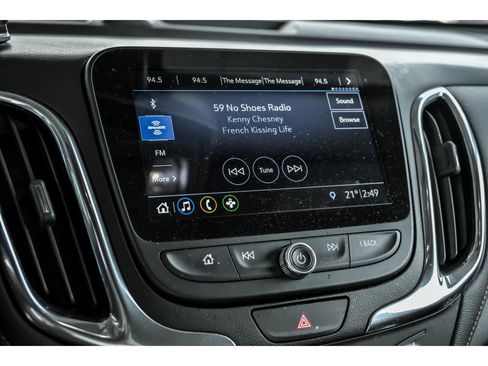 Used 2019 Chevrolet Equinox Premier image 18