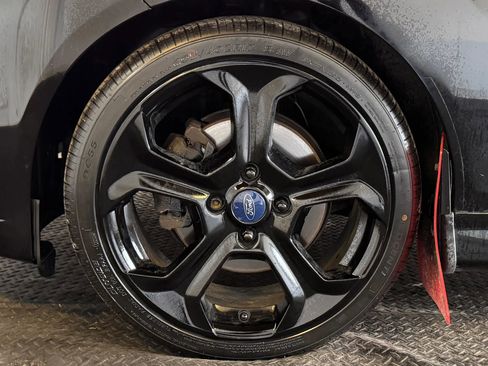 Used 2016 Ford Fiesta ST image 9