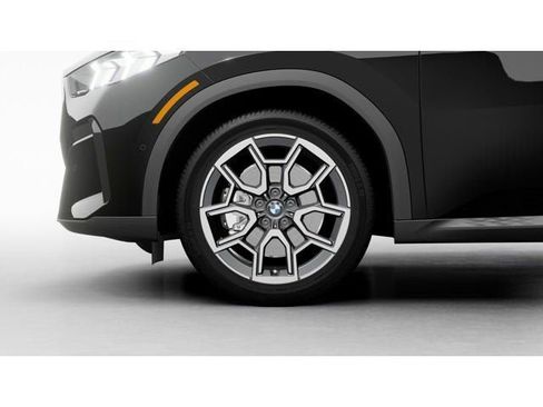 New 2026 BMW X2 xDrive28i image 7