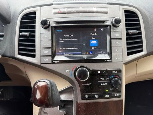 Used 2015 Toyota Venza LE FWD image 6