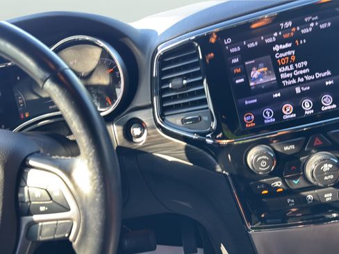 Used 2019 Jeep Grand Cherokee Altitude RWD image 24