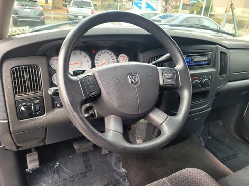 Used 2004 Dodge Ram 1500 Truck SLT image 9