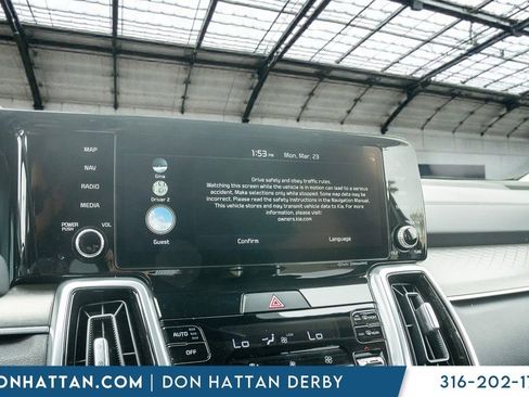 Used 2023 Kia Sorento SX image 7