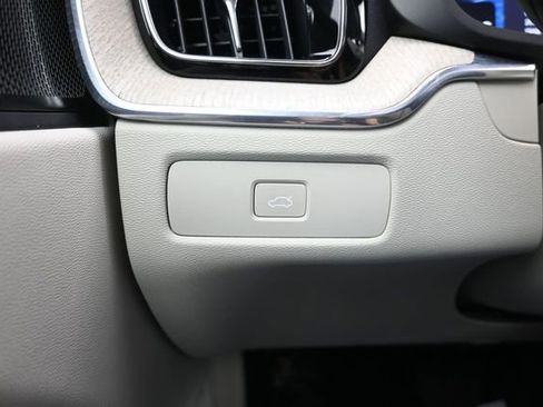 Used 2023 Volvo XC60 B5 Plus w/ Protection Package Premier FWD image 28