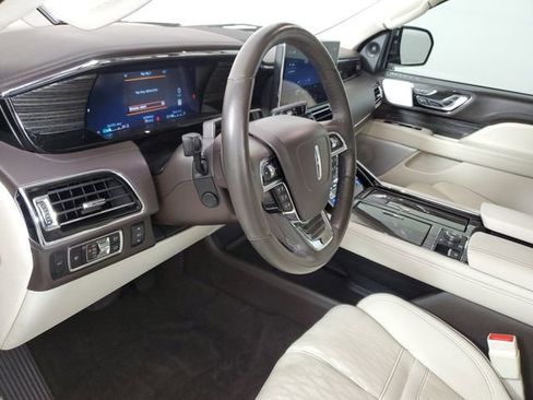 Used 2024 Lincoln Navigator Black Label image 21