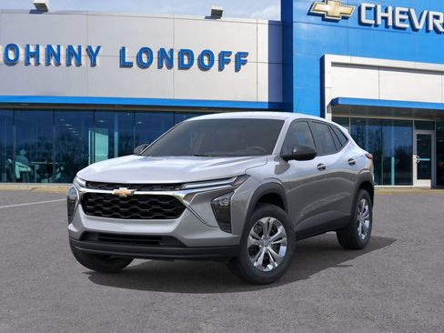 New 2026 Chevrolet Trax LS image 6