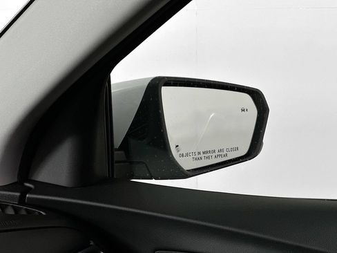 Used 2024 Chevrolet Equinox LT AWD/4WD image 25