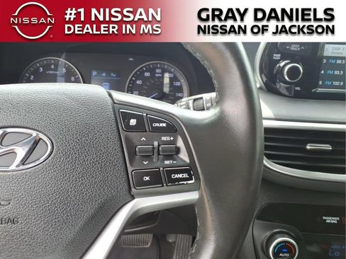 Used 2019 Hyundai Tucson Limited FWD image 15