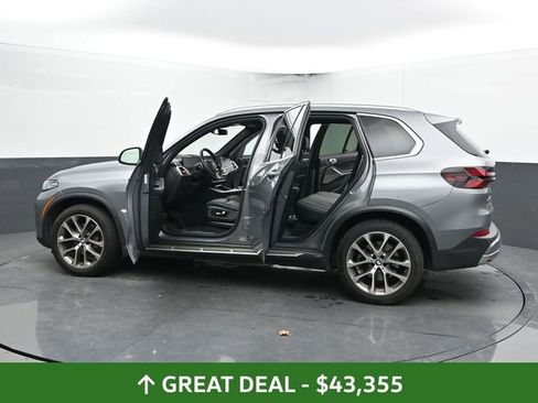 Used 2024 BMW X5 xDrive40i AWD/4WD image 56