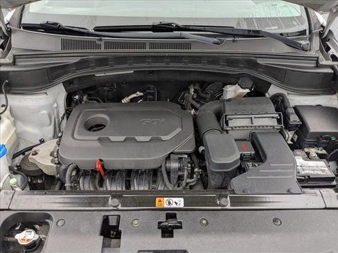 Used 2018 Hyundai Santa Fe Sport image 20