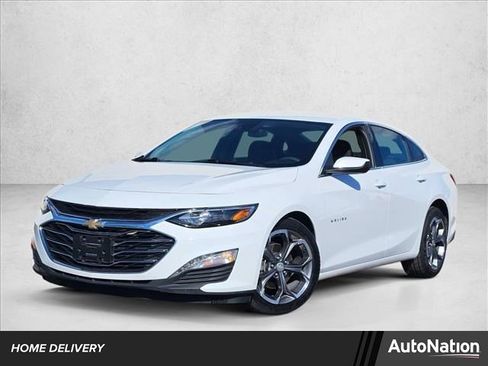 Used 2024 Chevrolet Malibu LT FWD image 1