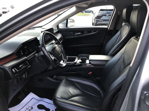 Used 2023 Lincoln Nautilus Reserve image 15