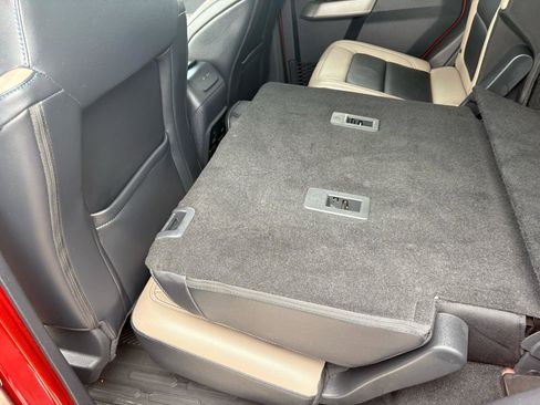 Used 2022 Ford Bronco Wildtrak image 43