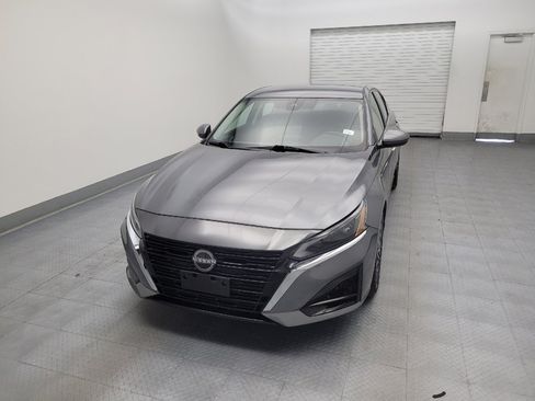 Used 2023 Nissan Altima 2.5 SV FWD image 15