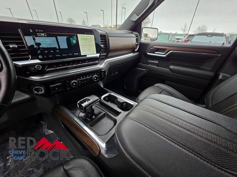 Used 2023 Chevrolet Silverado 1500 High Country AWD/4WD image 25