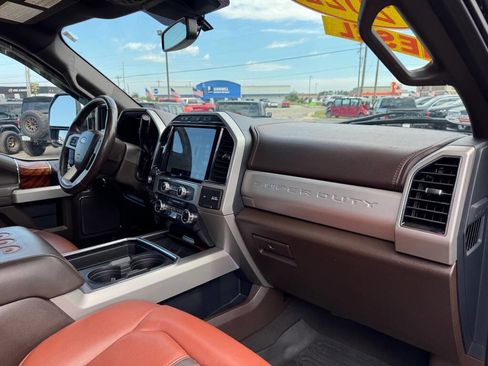 Used 2022 Ford F250 King Ranch w/ King Ranch Ultimate Package image 62