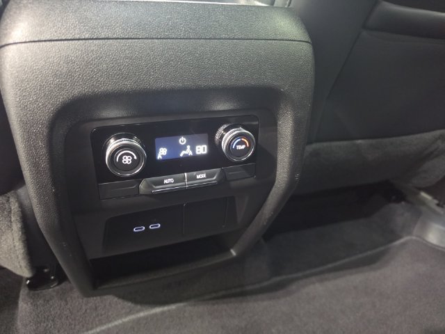 Used 2026 Buick Enclave Preferred AWD/4WD image 26