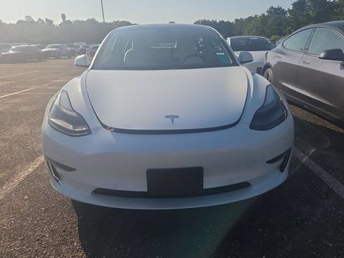 Used 2022 Tesla Model 3 Long Range AWD/4WD image 2