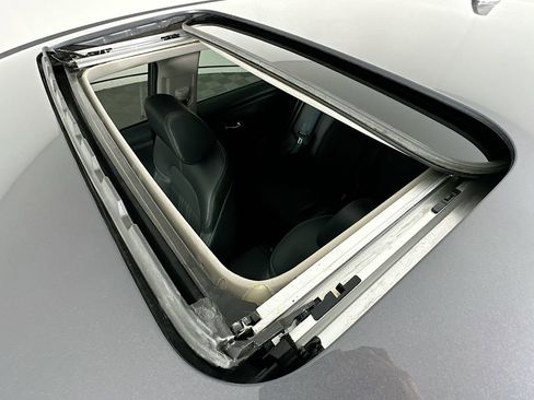 Used 2025 Honda HR-V EX-L image 21