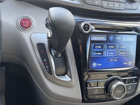 Used 2015 Honda Odyssey EX-L image 22