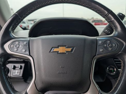 Used 2019 Chevrolet Tahoe LT w/ LT Signature Package image 33