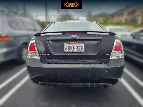 Used 2007 Ford Fusion SE image 3