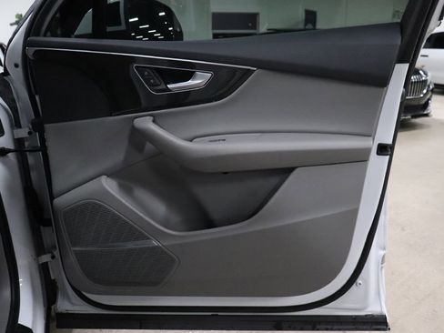 Used 2021 Audi Q7 3.0T Premium Plus w/ Premium Plus Package image 32