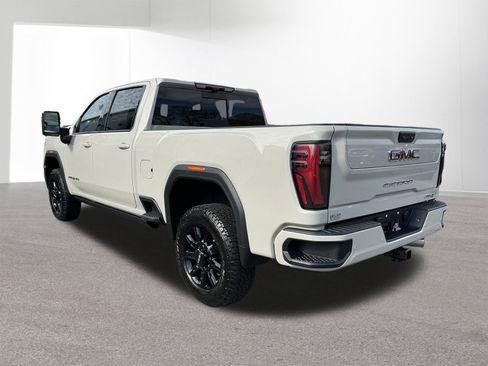 New 2026 GMC Sierra 2500 AT4 w/ AT4 Premium Plus Package AWD/4WD image 5