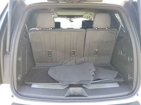 Used 2022 Chevrolet Tahoe RST w/ Sport Performance Package image 8