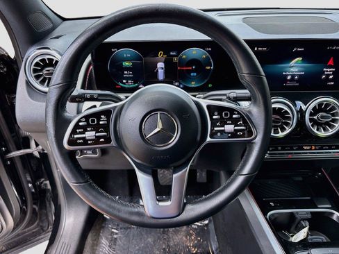 Used 2023 Mercedes-Benz EQB 250+ w/ Driver Assistance Package image 11