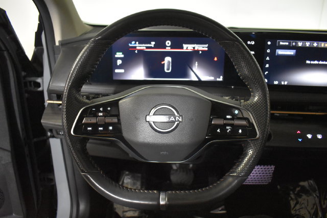 Used 2024 Nissan Ariya AWD image 15