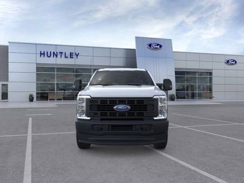 New 2026 Ford F250 XL w/ XL Off-Road Package image 6