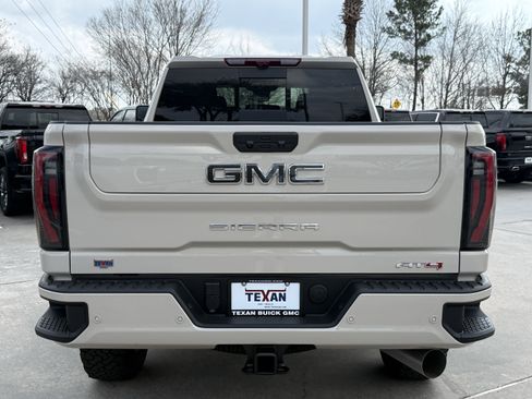 New 2026 GMC Sierra 2500 AT4 w/ AT4 Premium Plus Package image 6