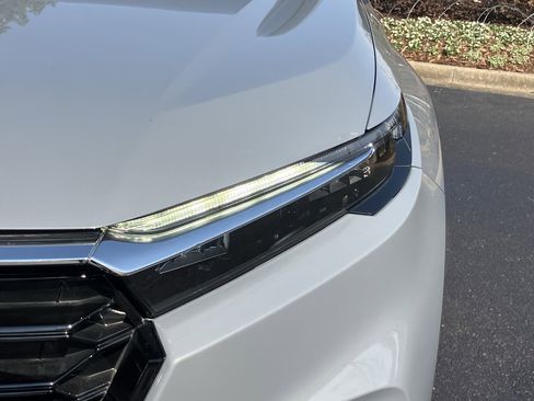 Used 2025 Honda CR-V EX-L image 5