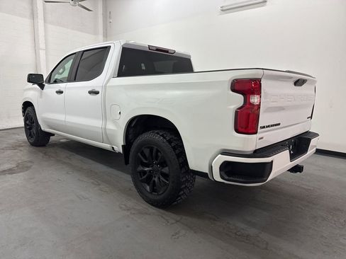 Used 2022 Chevrolet Silverado 1500 Custom w/ Safety Confidence Package RWD image 5