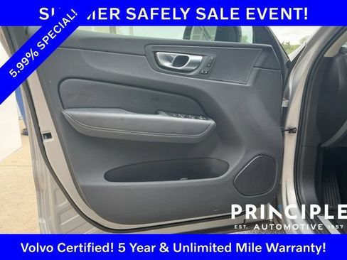 Certified 2025 Volvo XC60 B5 Core AWD/4WD image 27