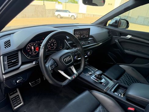 Used 2018 Audi SQ5 Premium Plus w/ Navigation Package AWD/4WD image 11